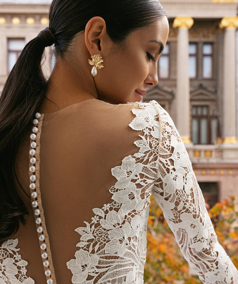 Белое свадебное платье с хлопковым кружевом