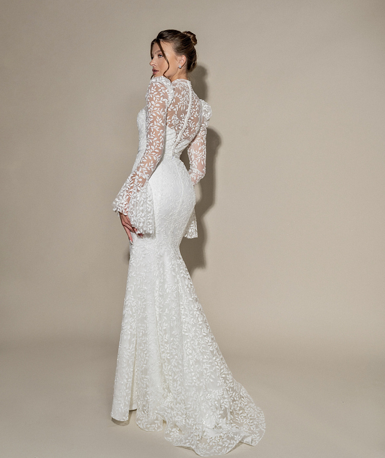 Кружевное свадебное платье рыбка с рукавчиками клёш