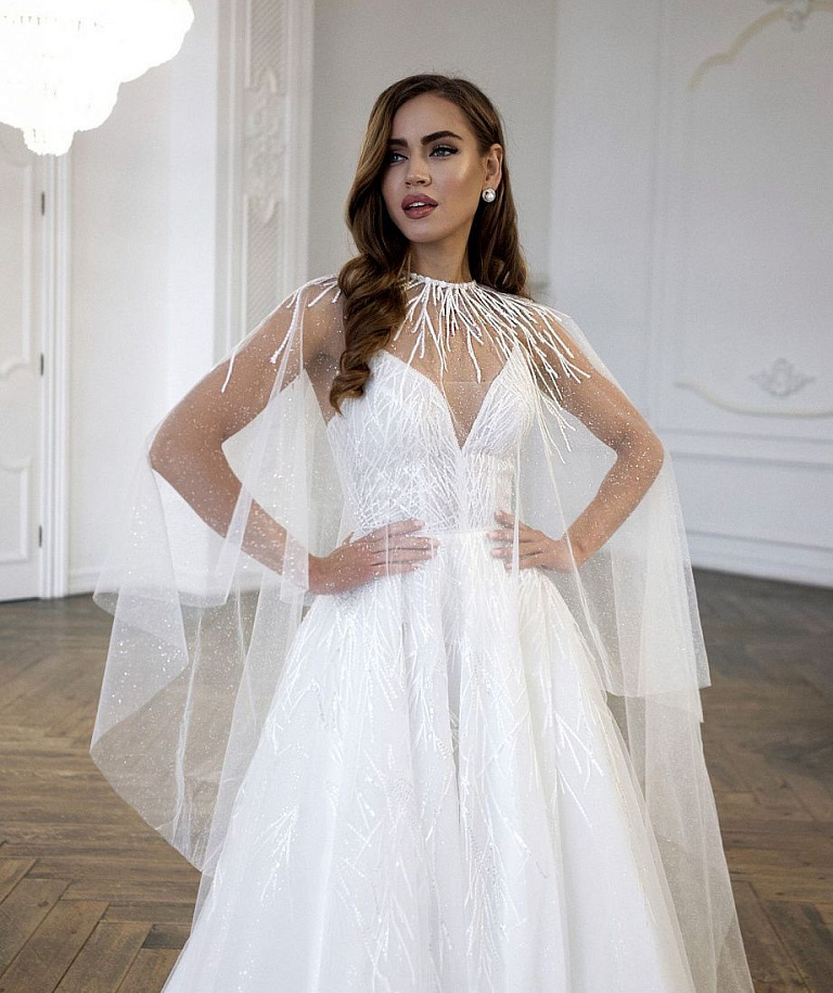 Свадебный кейп с блеском