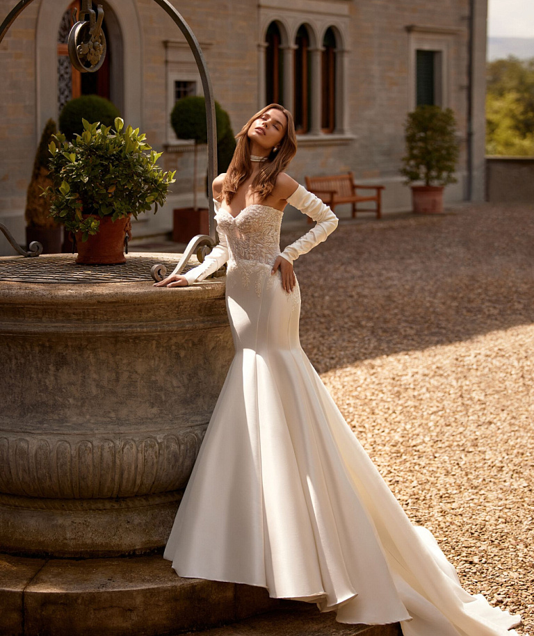 Свадебное платье рыбка из микадо с заниженной талией
