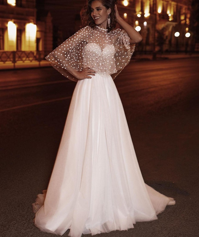 Свадебное платье принцесса с кейпом