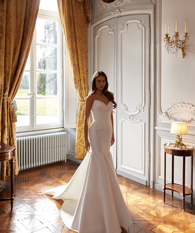 Лаконичная русалка из благороного микадо