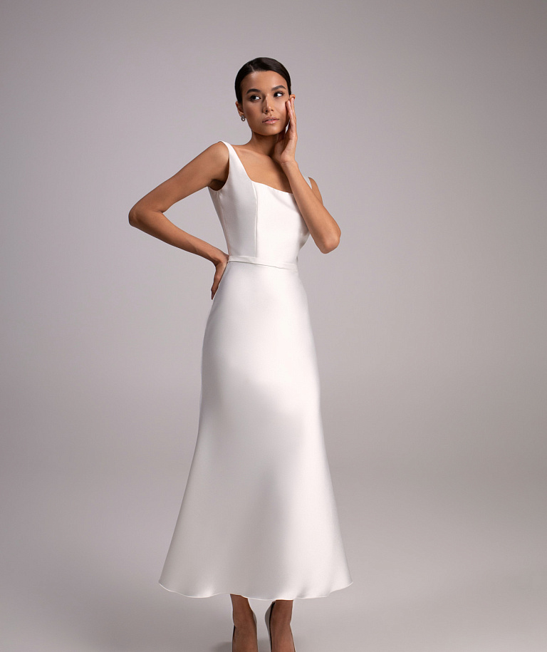 Свадебные платья миди с вырезом каре