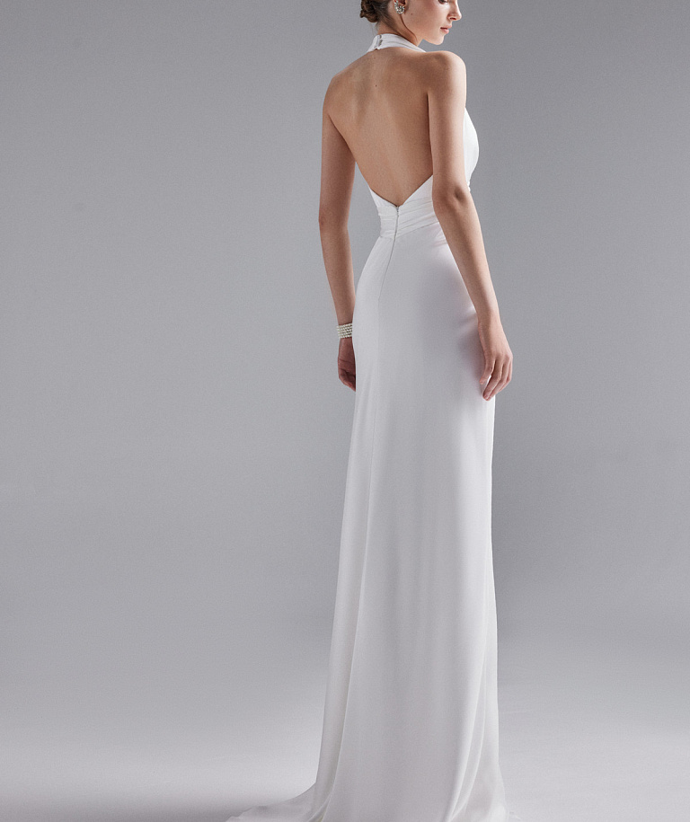 Шелковистое свадебное платье в греческом стиле