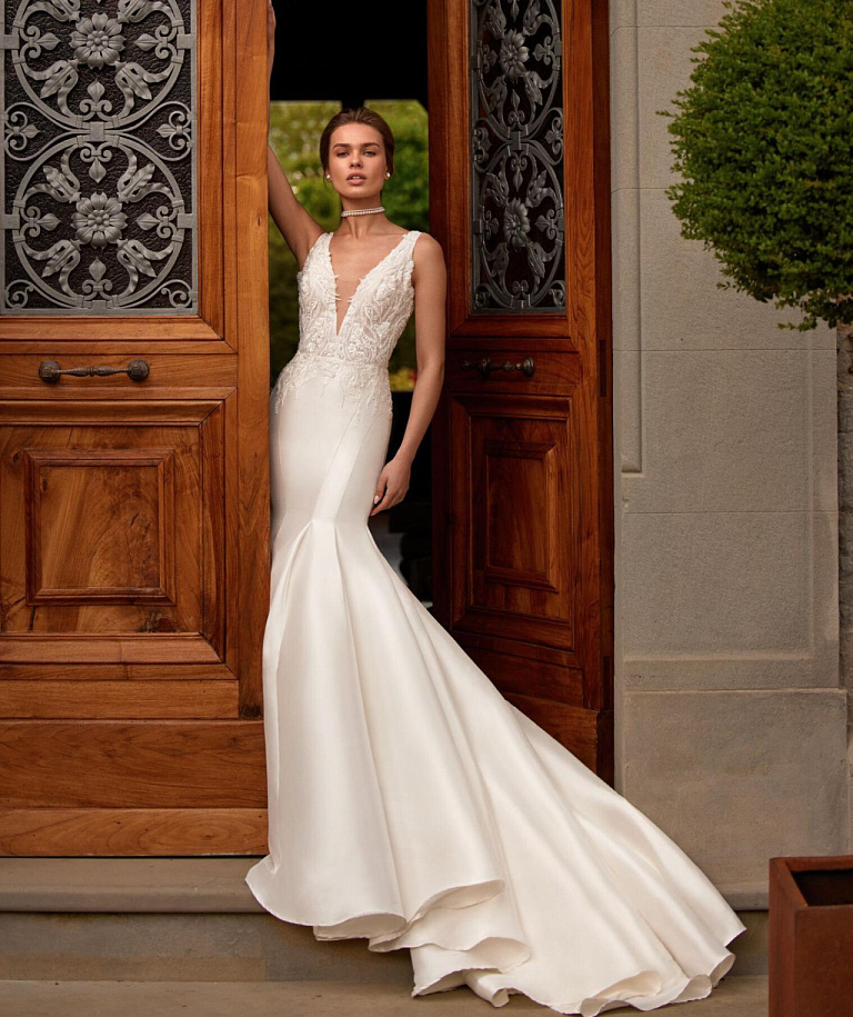 Роскошная русалка из микадо с кружевом по корсету