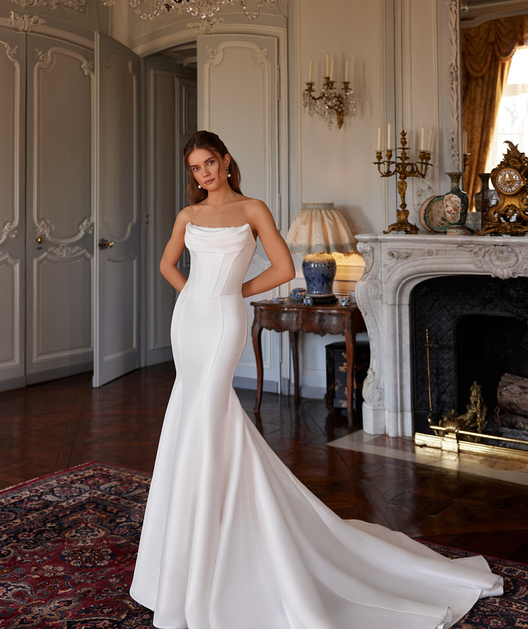 Роскошный свадебный комплект из микадо